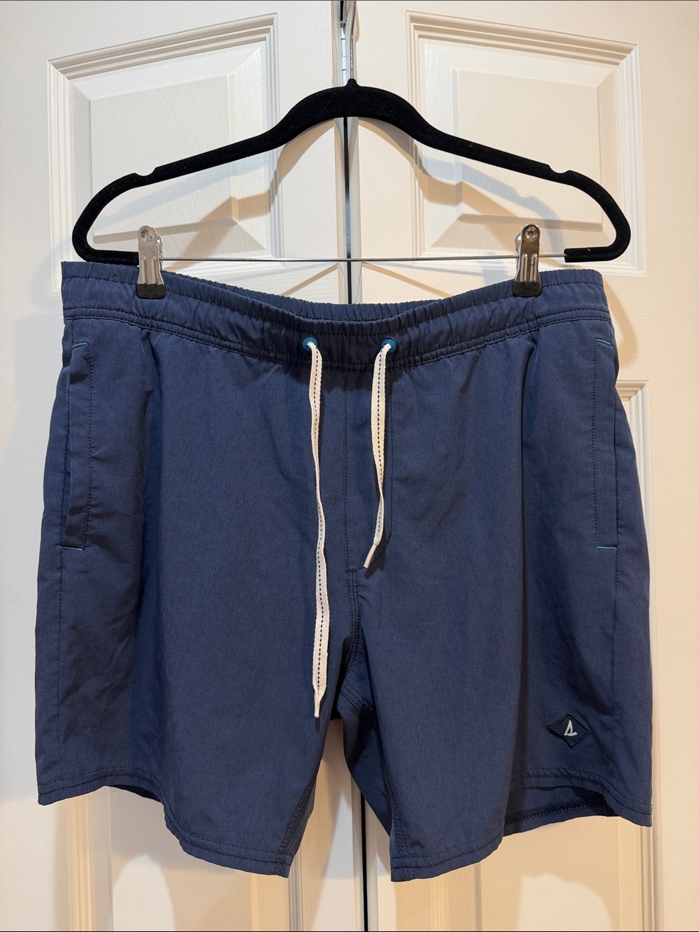Sperry Men's Navy Swim Trunks with White Drawstring Size Medium